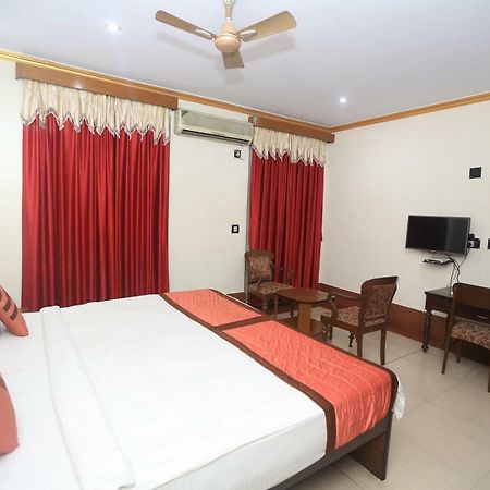 Ymca Seacom Inn Calcutta Buitenkant foto